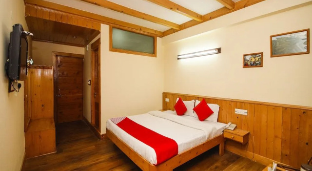 Hotel Red Heena, Забронировать Отель Бизнес-отели Манали, 4* 5*