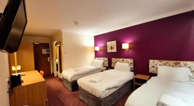 Семейный номер Standard с 3 комнатами Supreme Inn Boston