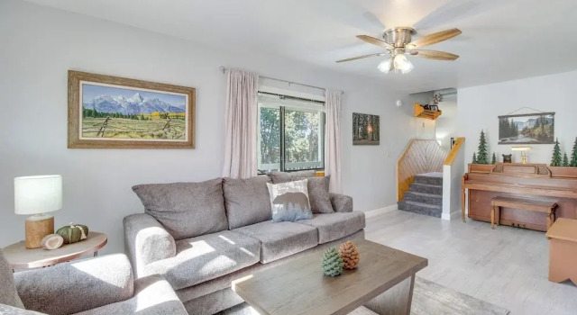 Eagar Vacation Rental Home w/ Spacious Deck!, Rezerwuj Hotel Eagar Stany Zjednoczone