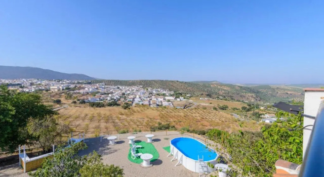 Cortijo La Umbria Villanueva de Algaidas by Ruralidays, Забронировать Отель Отели провинции Малаги с бассейном, Бассейн