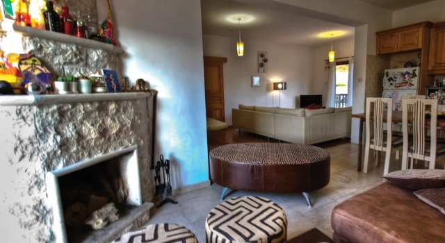 Lania Royal Oak House by TrulyCyprus