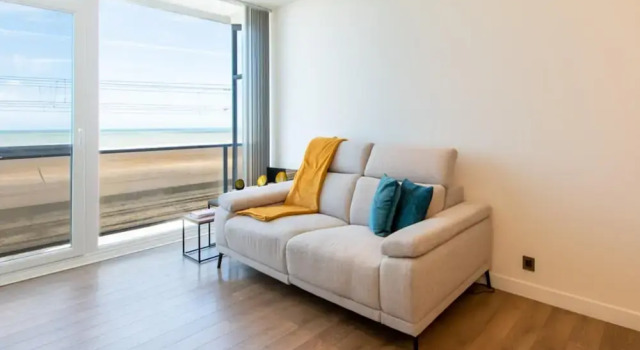 Apartment With Frontal sea View in Raversijde, Забронировать Апартаменты/квартира Апартаменты Остенде, Апартаменты/квартира
