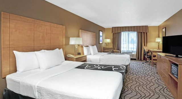 Четырёхместный номер Deluxe La Quinta by Wyndham Coeur d`Alene