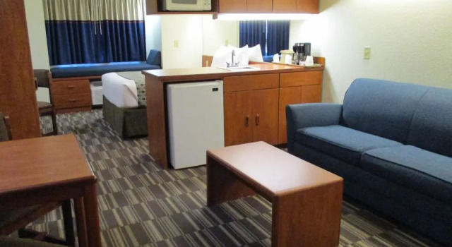 Двухместный люкс Microtel Inn and Suites - Inver Grove Heights