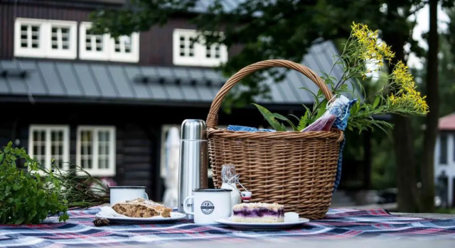 Prezidentská, Book Hotel Hoteller i Jizera Mountains med parkering, Parkering