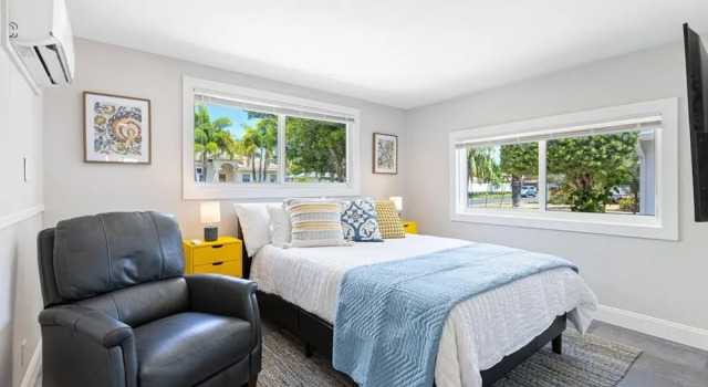 Cozy Home at Lighthouse Point With Pool