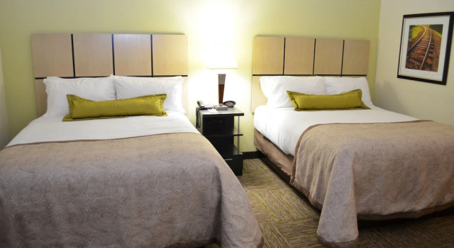 Четырёхместный люкс Candlewood Suites Greenville by IHG