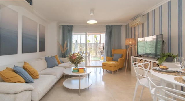 Апартаменты Family Duplex Riviera With Pool