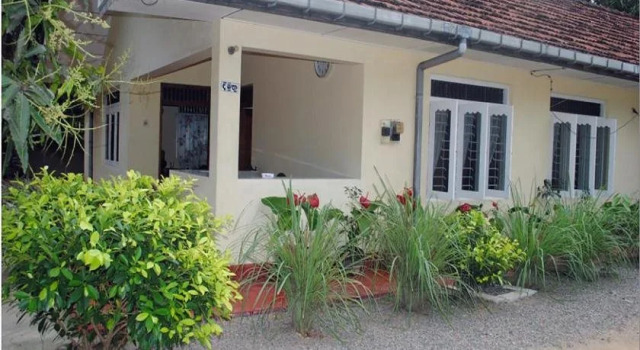 Dimuthu Tour Inn, Забронировать Отель Отели Западной провинции с парковкой, Парковка
