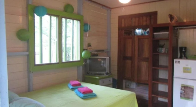 Panama's Paradise Saigoncito, Book Hotel Carenero Island Panama