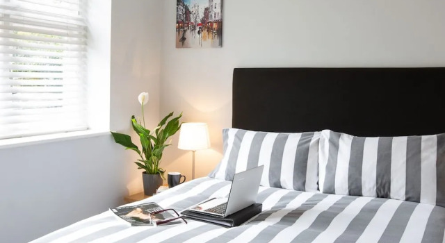 Апартаменты HomefromHolme Alban House