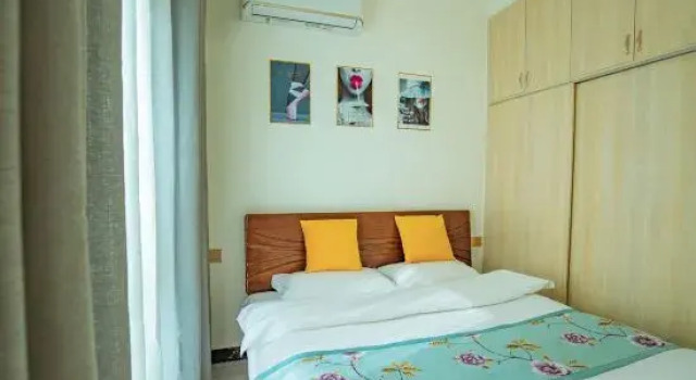 Двухместный люкс Deluxe c 1 комнатой Muzi Yaju Homestay (Guilin Luhu International Peanut Tang Store)