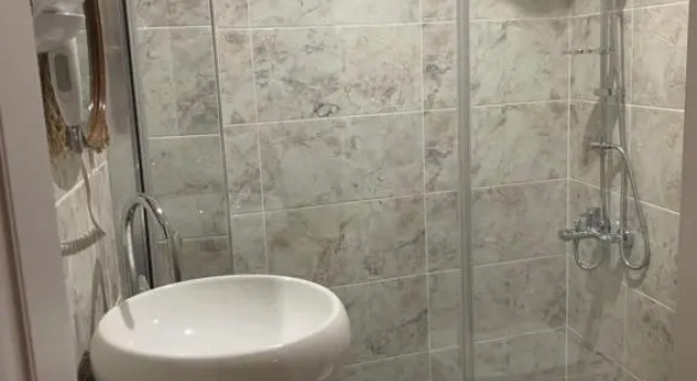Standardní pokoj Mi̇ran Sui̇tes