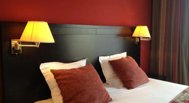 Трёхместный номер Standard с балконом Logis Hotel Diana
