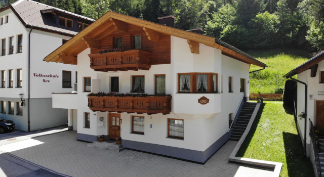 Apartment Pircher by Interhome, Забронировать Апартаменты/квартира Зе Ишгль-Пацнаун, рядом с Учебный подъемник 2