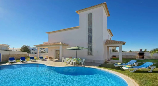 Vila Casa Ferrero