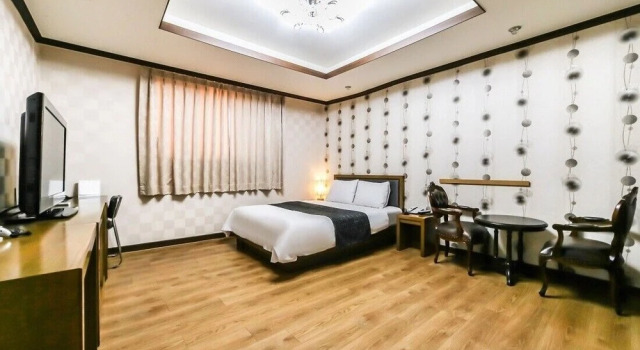 Номер Deluxe Modern Business Hotel