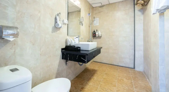 Двухместный семейный люкс A25 Hotel - 28 Trần Quý Cáp