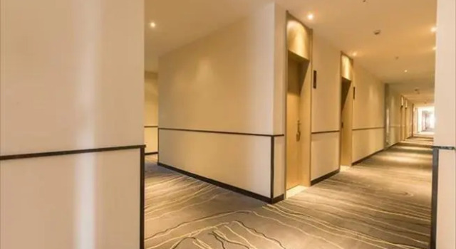City Comfort Inn Zhongshan Tanzhou Jindouwan Passenger Terminal, Boek Hotel Hotels in Guangdong met parkeren, Parkeren