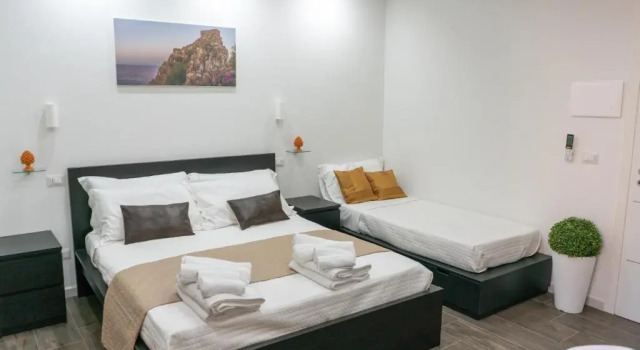 Marranzanu Rooms, Book Bed and Breakfast Hotels in Sicily with Parking, Parking