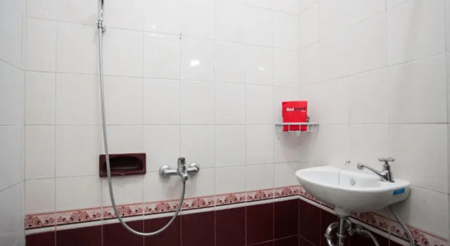 Suite RedDoorz near Brawijaya University