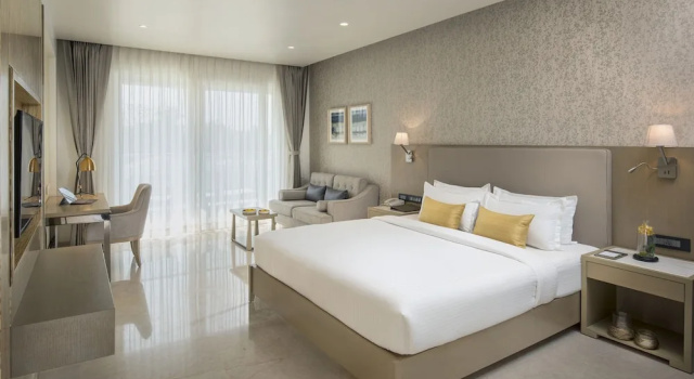 Двухместный номер Executive с видом на бассейн Kabir Hotel & Spa