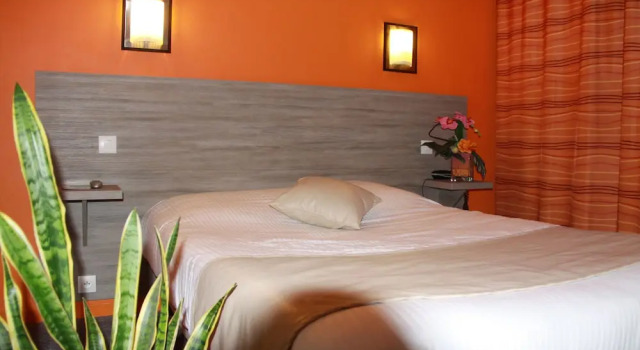 Номер Economy Hôtel Notre Dame