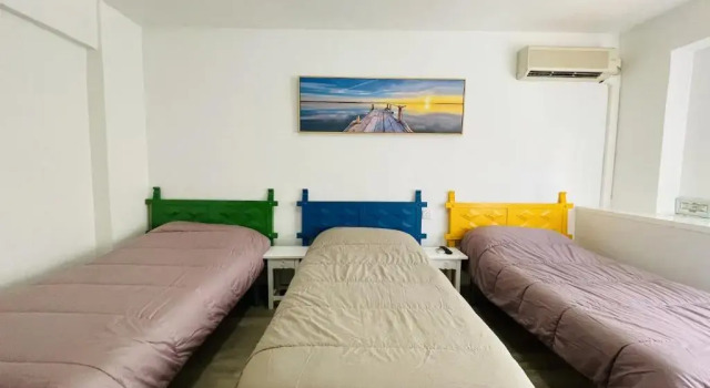 Трёхместный номер Standard Hostal Monreal
