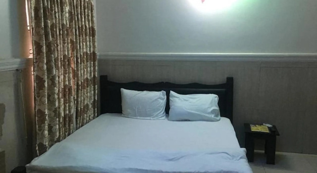 Royal Castle Hotel