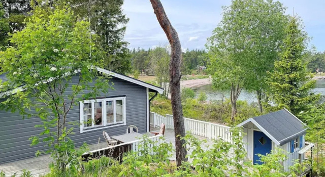 Коттедж Cottage With Sea View and Sauna
