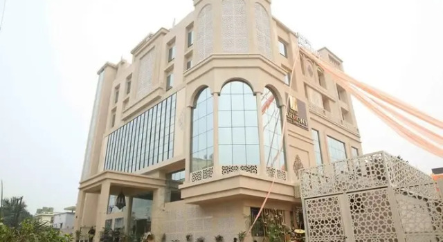 Royale Inn By OYO Rooms