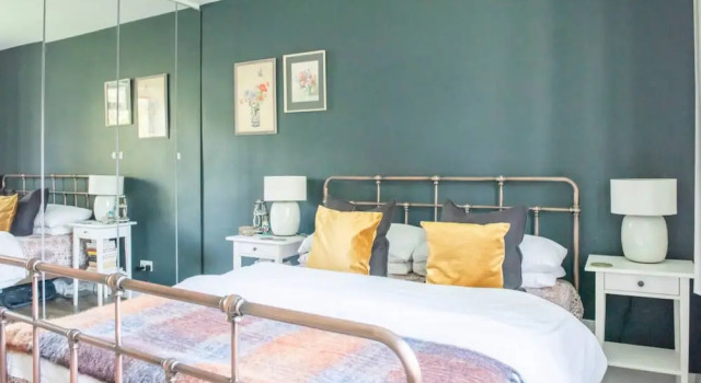 Beautiful Bohemian 1 Bedroom Flat in Highbury, Забронировать Отель Отели Англии 3 звезды, 3*
