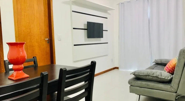 Apartamento Aconchegante Pertinho da Praia das Dunas e Forte -  301, Забронировать Апартаменты/квартира Отели штата Рио-де-Жанейро с парковкой, Парковка