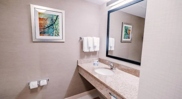 Номер Standard Fairfield by Marriott Medford Long Island