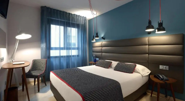 Одноместный номер Standard Hotel Pamplona Plaza