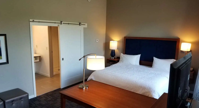 Номер Standard Hampton Inn & Suites Newburgh Stewart Airport, NY