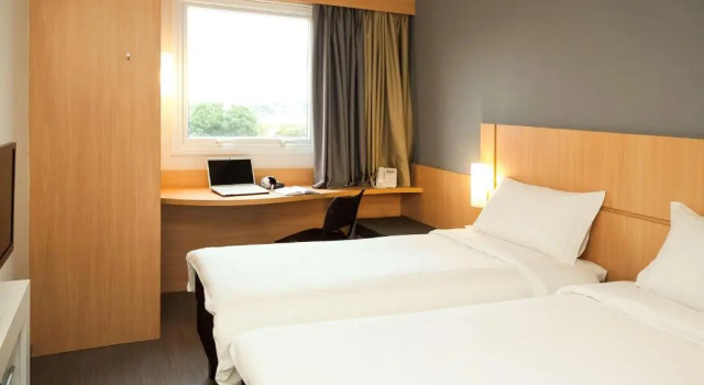 Двухместный номер Standard ibis Joinville