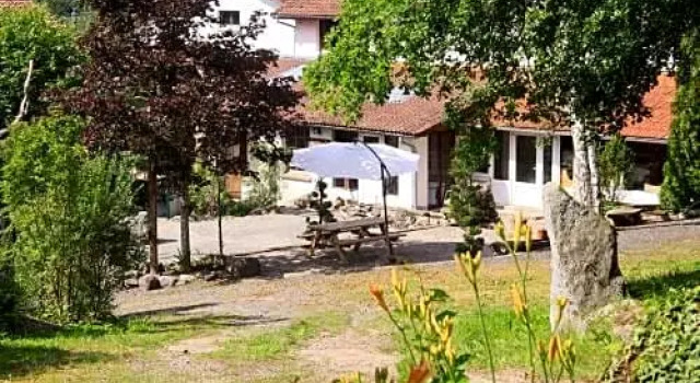 Notre Dame des Monts, Забронировать Отель Отели Вогезы с парковкой, Парковка