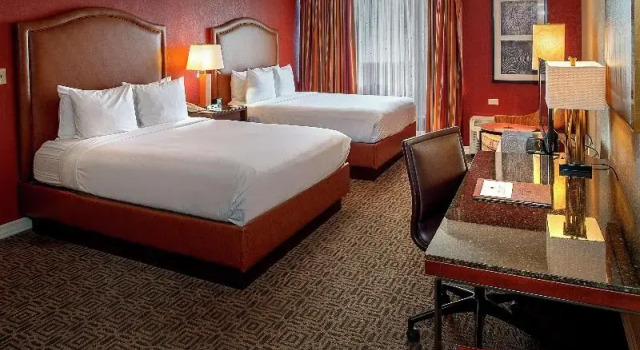 Шестиместный номер Standard DoubleTree by Hilton Hotel St. Louis - Chesterfield
