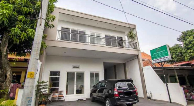 Oemah Djari Guest House Semarang, Reservar Casa de hóspedes Hotéis baratos em Semarang, perto de Lawang Sewu
