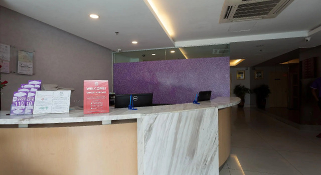 ZEN Rooms Metro Hotel @ KL Sentral, Забронировать Отель Отели Куала-Лумпура с парковкой, рядом с National Planetarium Kuala Lumpur, Парковка