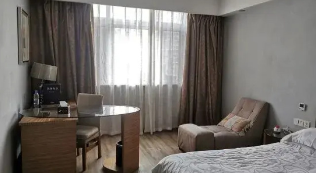 Люкс Deluxe Xin Kai Yue Hotel