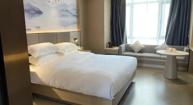 Люкс с красивым видом из окна GreenTree Eastern Hotel Chuzhou Suchu Industrial Park