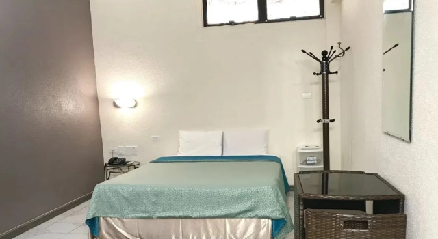 Guam Business Motel, Book Motel Hotels in Tamuning with Breakfast, Breakfasts