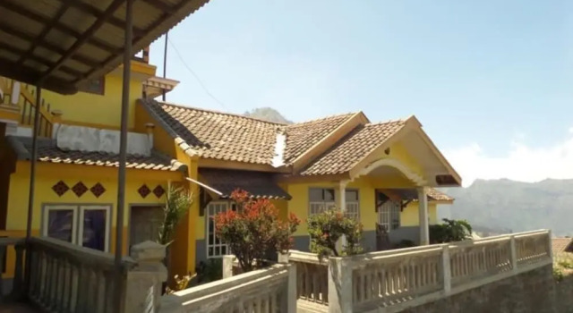 Yellow Pavilion