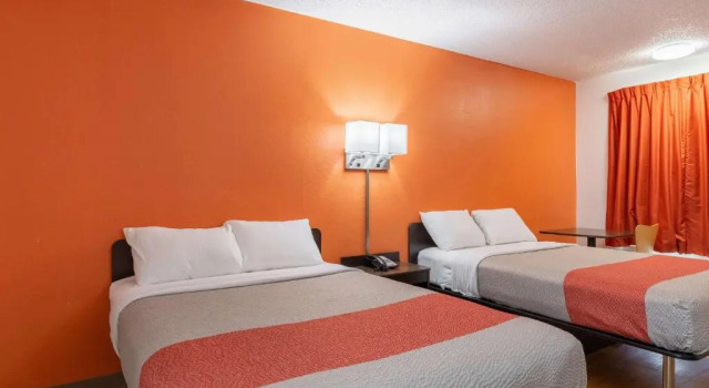 Четырёхместный номер Standard Motel 6-Bryan, TX - University Area