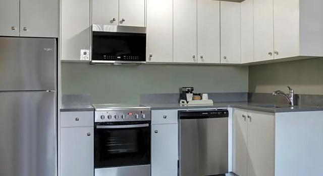 Двухместный люкс c 1 комнатой Days Inn by Wyndham Whitecourt