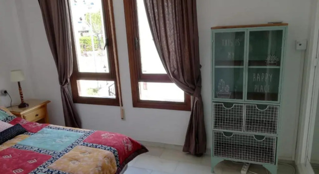 Apartamento 372 Pueblo Evita, Забронировать Апартаменты/квартира Отели Бенальмадена с парковкой, рядом с Индуистский храм, Парковка