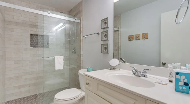 Апартаменты c 1 комнатой с балконом Walk to Harbour Town: Quaint Sea Pines Gem
