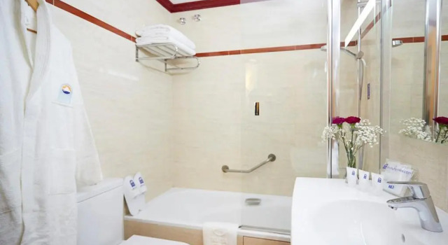 Одноместный номер Standard Invisa Hotel La Cala